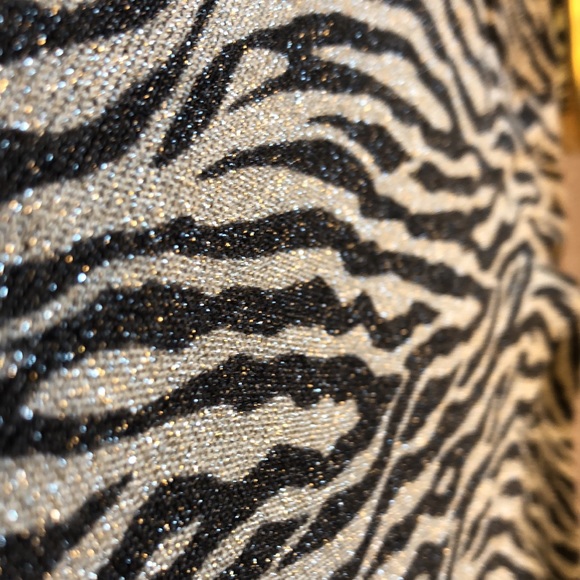 Animal print metallic black & gold silk-blend sweater - Picture 11 of 11